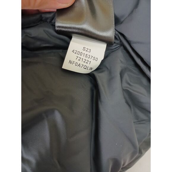 The North Face Women's Black Navy 1996 Retro Nuptse Puffer Jacket Size 2X - Picture 4 of 5